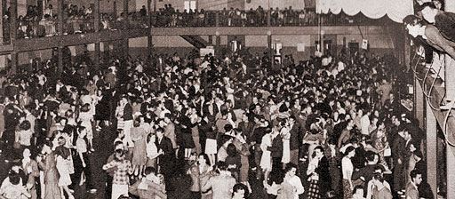 Photo: Balboa Rendezvous Ballroom, 7 am.